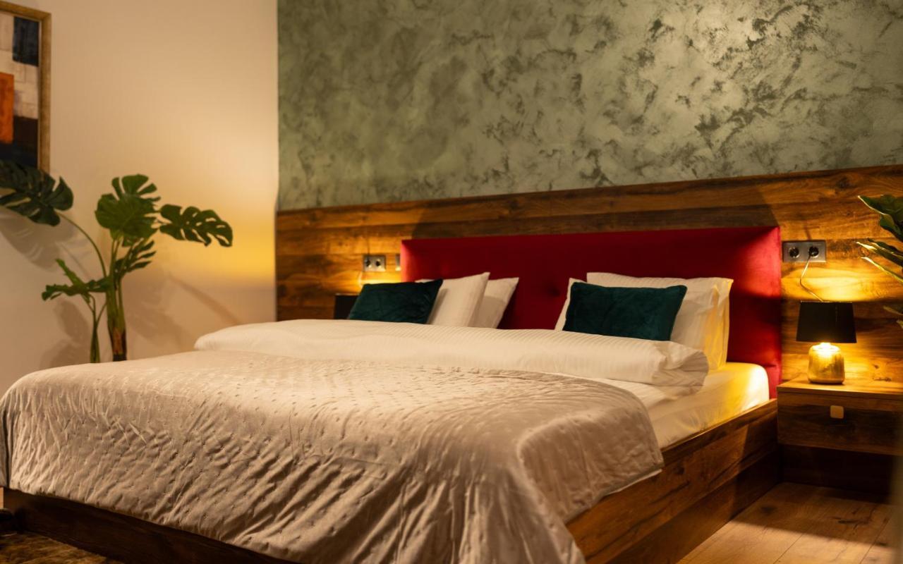 Boutique 17B Aparthotel Sibiu Exterior photo