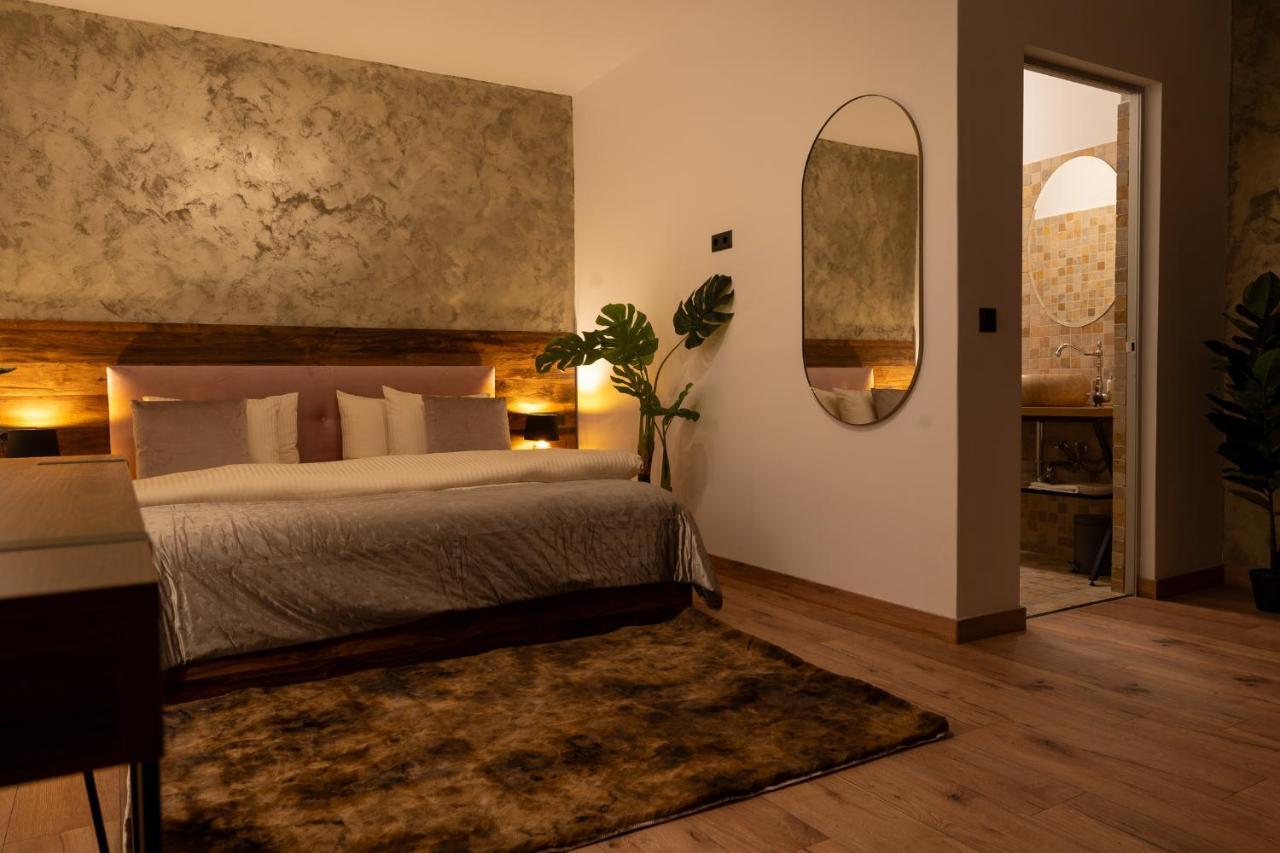 Boutique 17B Aparthotel Sibiu Exterior photo