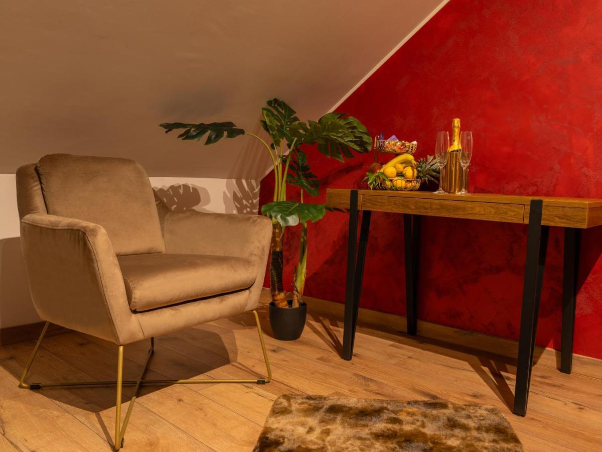 Boutique 17B Aparthotel Sibiu Exterior photo